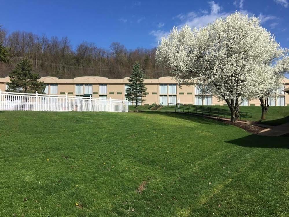 Red Roof Inn Cambridge, Oh المظهر الخارجي الصورة