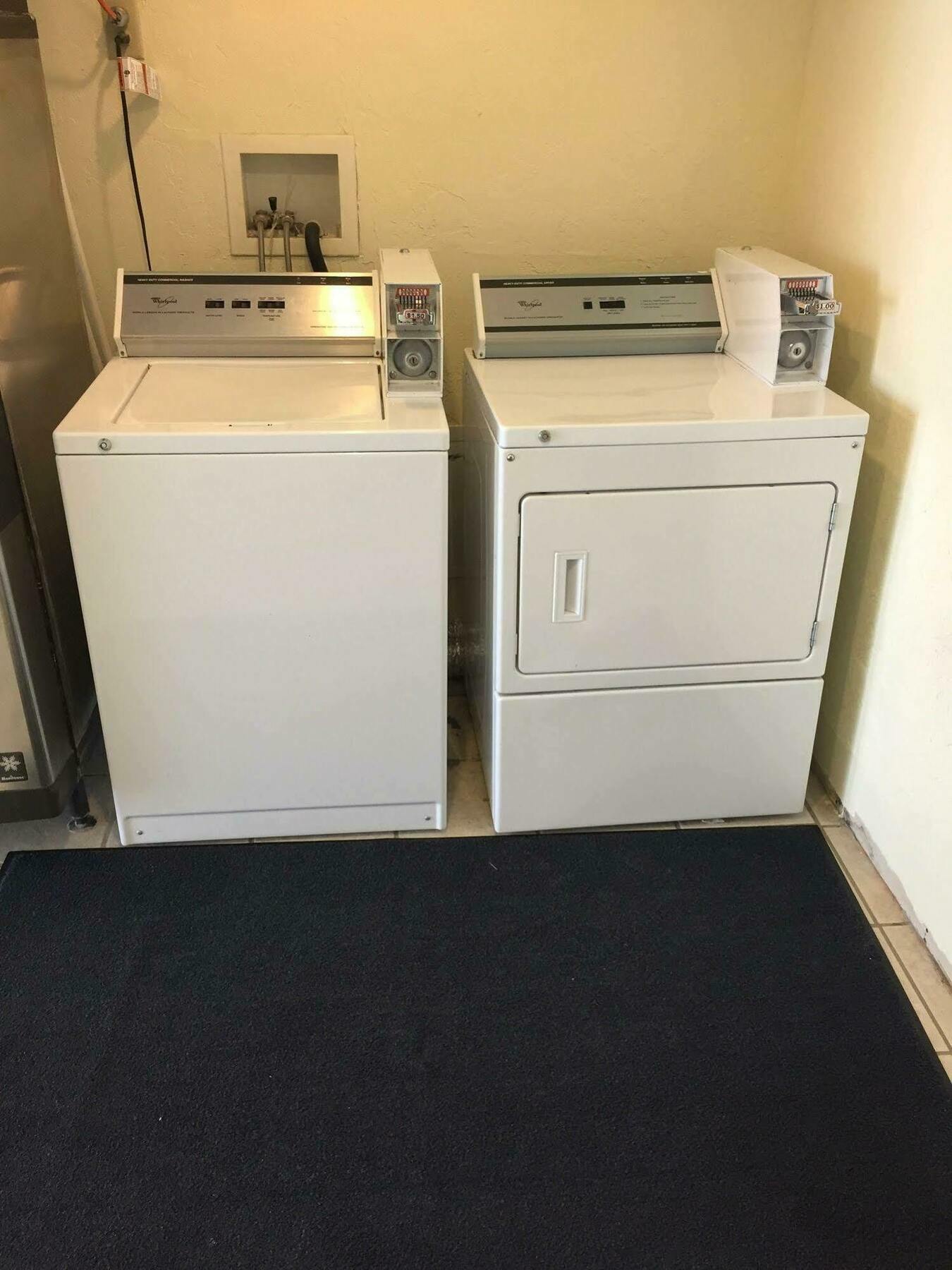 Red Roof Inn Cambridge, Oh المظهر الخارجي الصورة