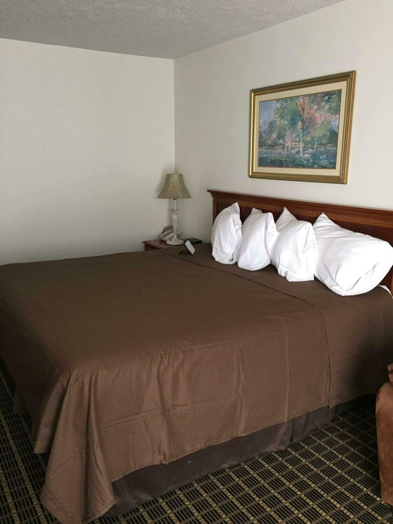 Red Roof Inn Cambridge, Oh المظهر الخارجي الصورة